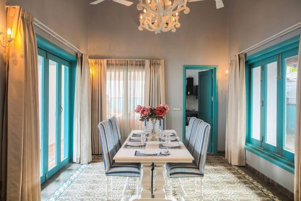 White Banyan Beach Villa, Candolim By The Acacia Villas Ngoại thất bức ảnh